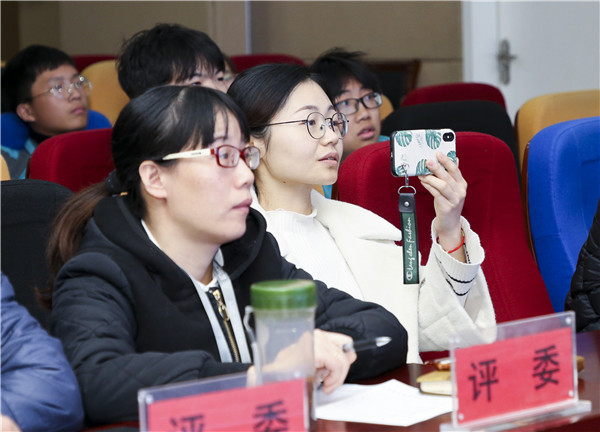 直擊現(xiàn)場——南京新華·屯和直播海報設計大賽復賽重磅來襲！
