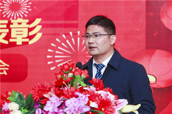2020春季教學(xué)質(zhì)量月總結(jié)表彰暨教學(xué)研發(fā)部署大會(huì)隆重舉行！