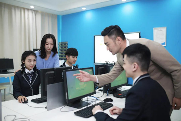 如果初<a href=http://njxh.cn target=_blank class=infotextkey>高中</a>畢業(yè)考不上怎么辦，別放棄，你還有這條路上可走