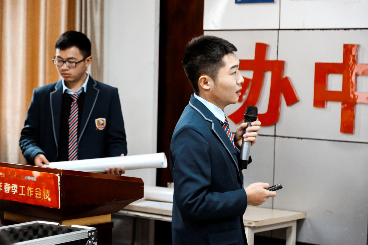 肩負職教強國重任，新華電腦學(xué)校升級“五項能力”培養(yǎng)互聯(lián)網(wǎng)高技能人才！