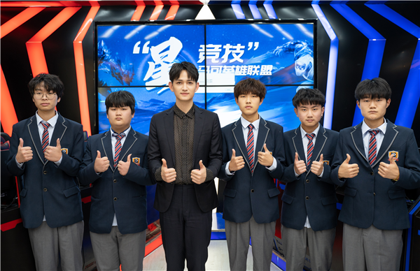 馬可來(lái)新華重拾校園生活，青春“競(jìng)”是精彩！