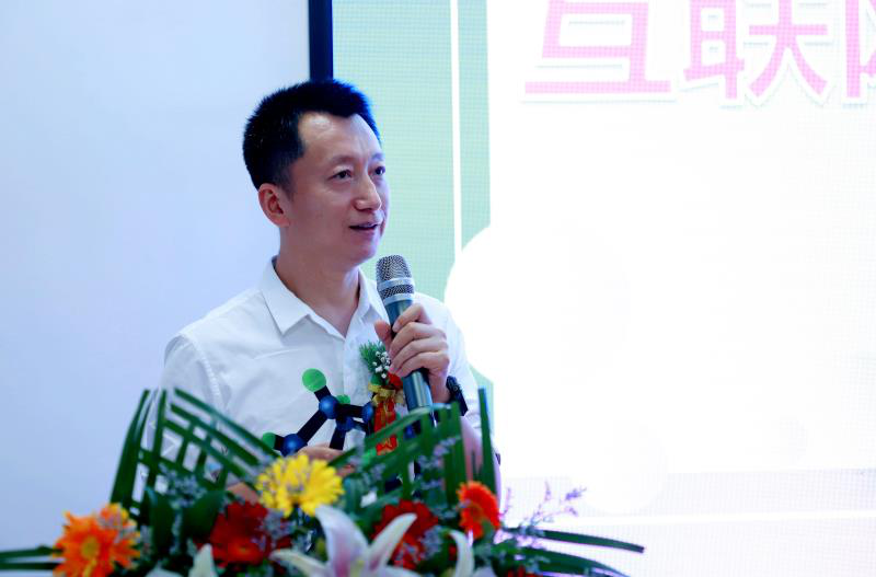 傳遞向上力量！新華電腦學(xué)校《老師來了》7月繼續(xù)開講！
