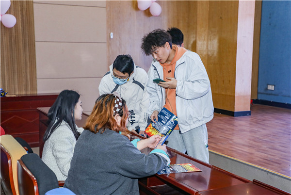就業(yè)保障丨企業(yè)進(jìn)校園，助力南新學(xué)子就業(yè)