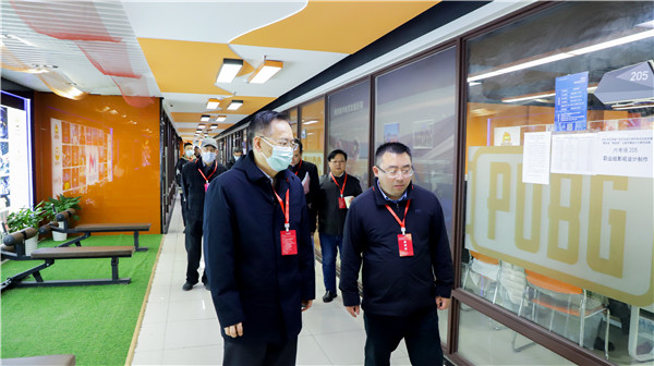 2022年江蘇省廣告行業(yè)設(shè)計(jì)制作職業(yè)技能競(jìng)賽暨全省“紫金獎(jiǎng)”公益?zhèn)鞑ピO(shè)計(jì)大賽在南京新華隆重舉行！