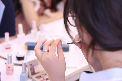 十五六歲沒學(xué)歷沒背景？選對賽道照樣改寫人生