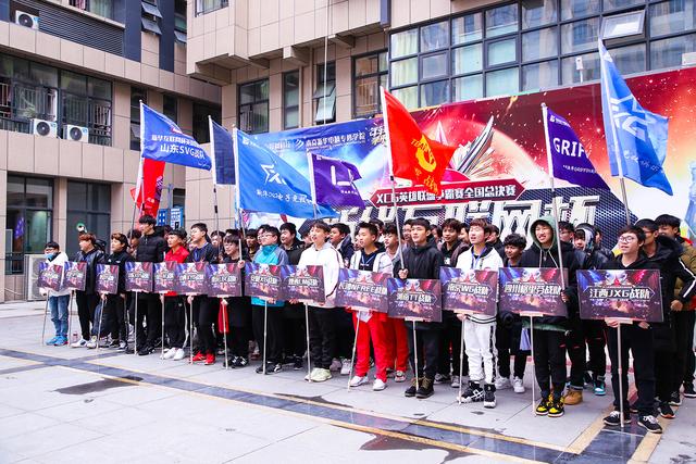 理實結(jié)合，新華學子展現(xiàn)專業(yè)電競風采！