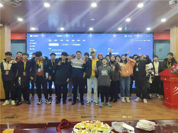 載行囊而來，滿載而歸 ，南京新華試學(xué)營(yíng)圓滿落幕！