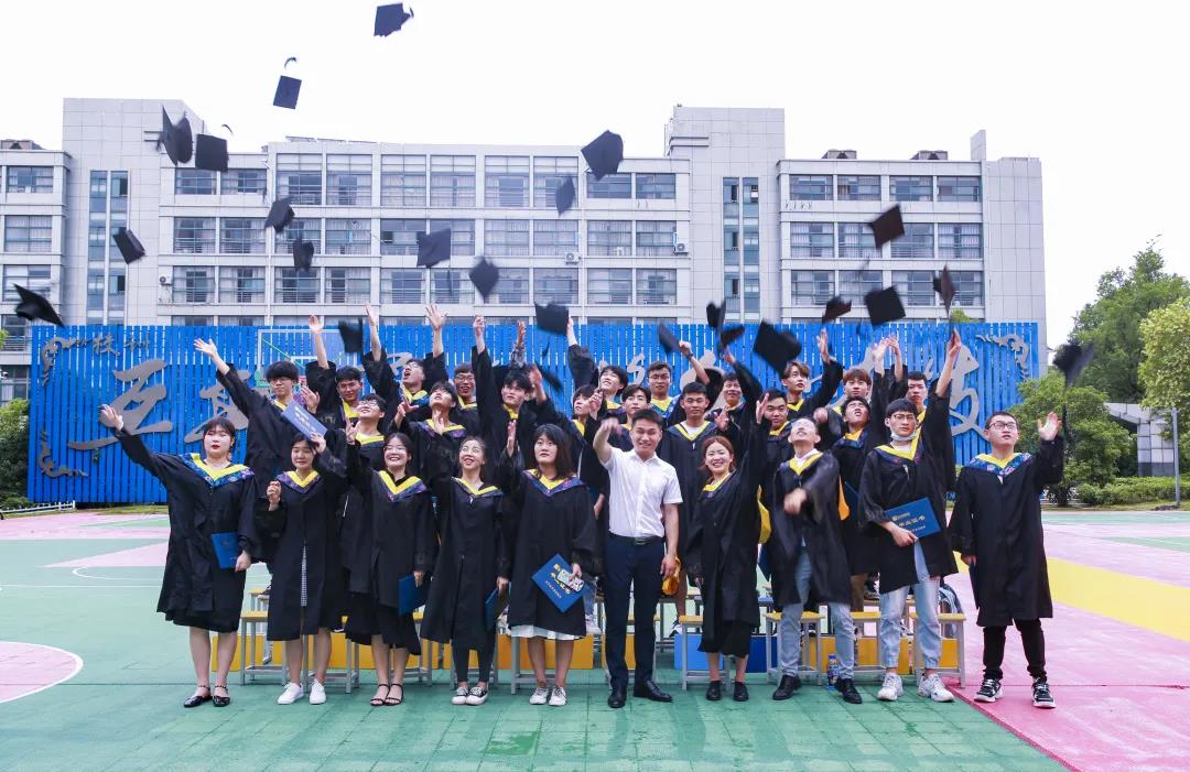 青春不散場，給新華時光的專屬回憶